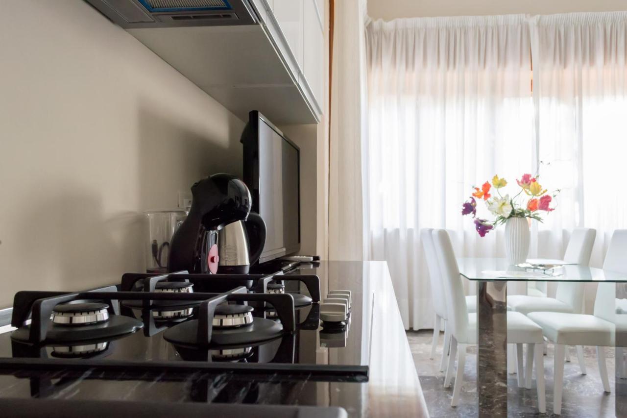 ماليي Villa Lazzari B&B Tra I Due Mari المظهر الخارجي الصورة