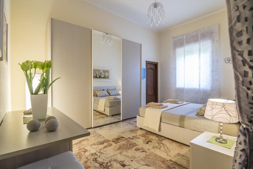 ماليي Villa Lazzari B&B Tra I Due Mari المظهر الخارجي الصورة
