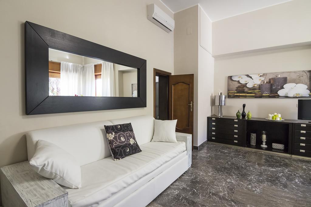 ماليي Villa Lazzari B&B Tra I Due Mari المظهر الخارجي الصورة
