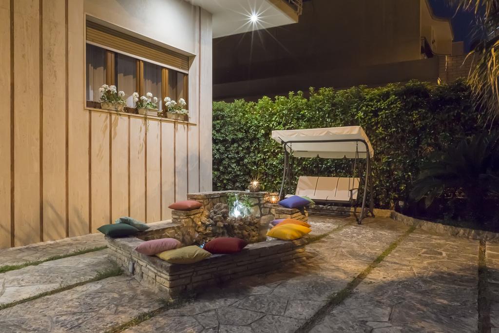 ماليي Villa Lazzari B&B Tra I Due Mari المظهر الخارجي الصورة