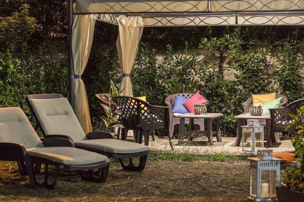 ماليي Villa Lazzari B&B Tra I Due Mari المظهر الخارجي الصورة